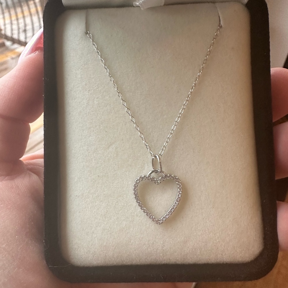 Elegant Silver Heart Necklace